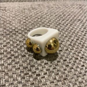 White & gold chunky ring